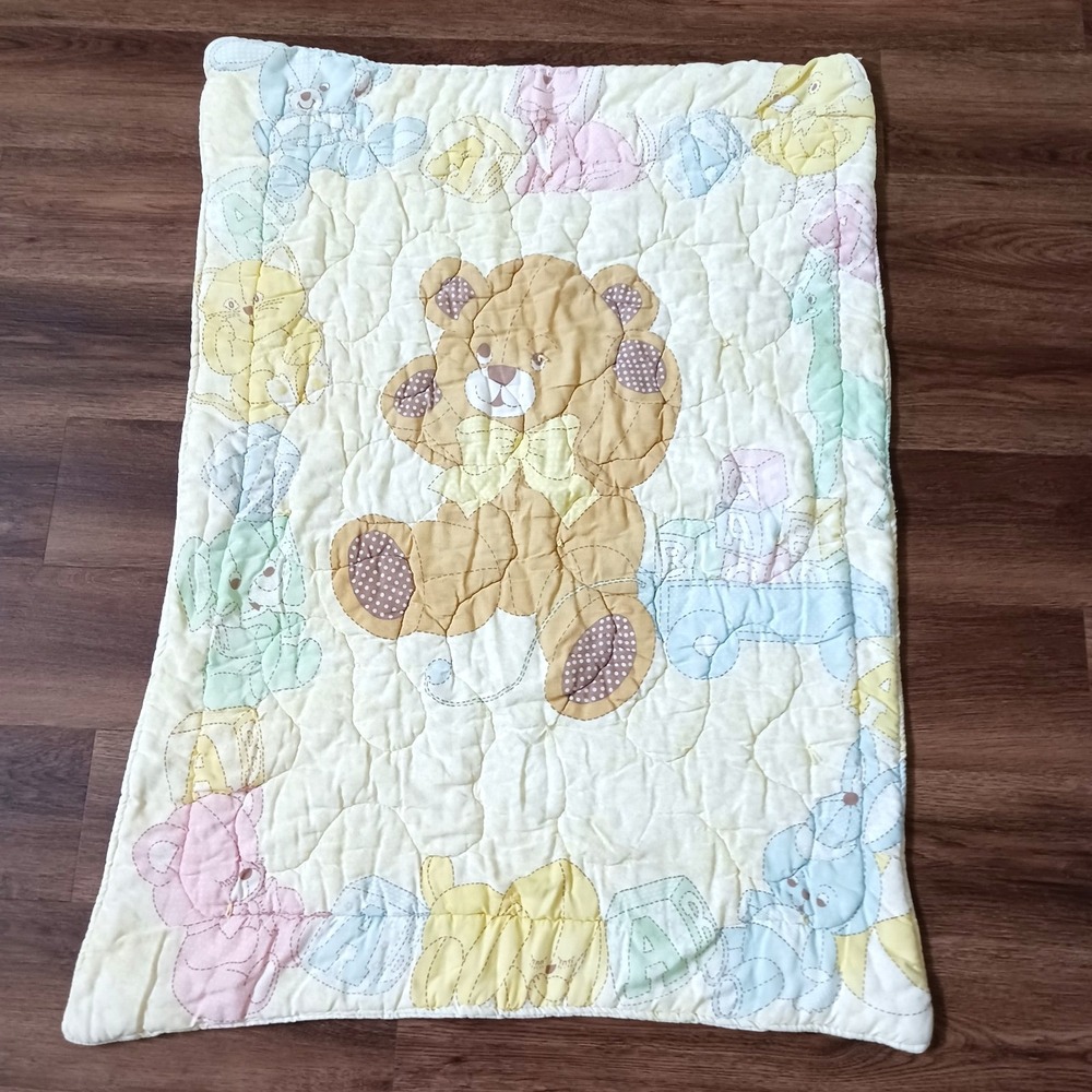 Vintage Baby Dreams by Classic Quilted Blanket Teddy Bear Blocks 27 x 36